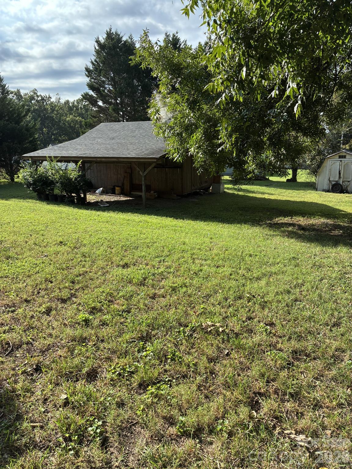 507 Watts Street Property Photo 4