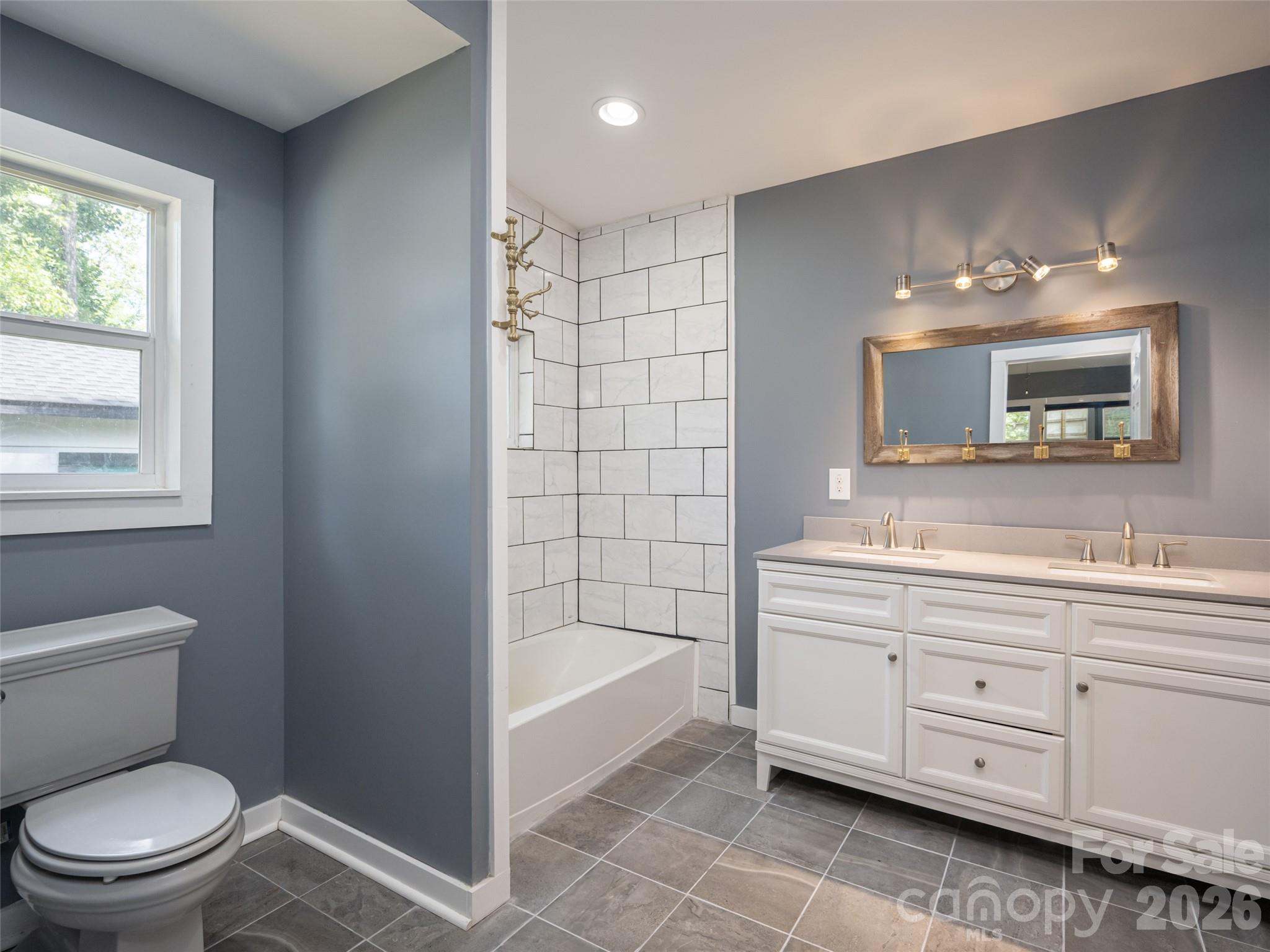 306 Mccoy Cove Road Property Photo 18