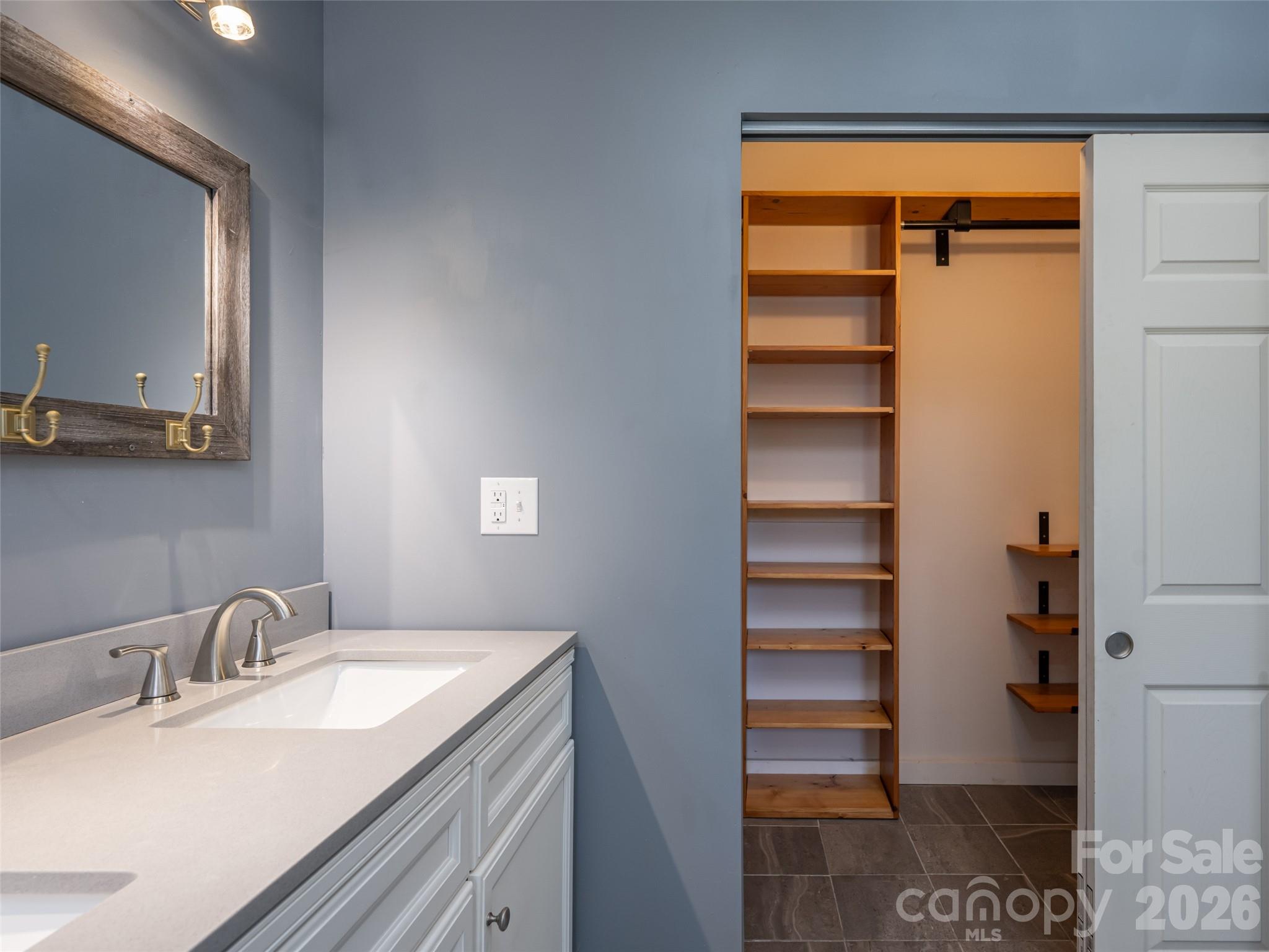 306 Mccoy Cove Road Property Photo 21