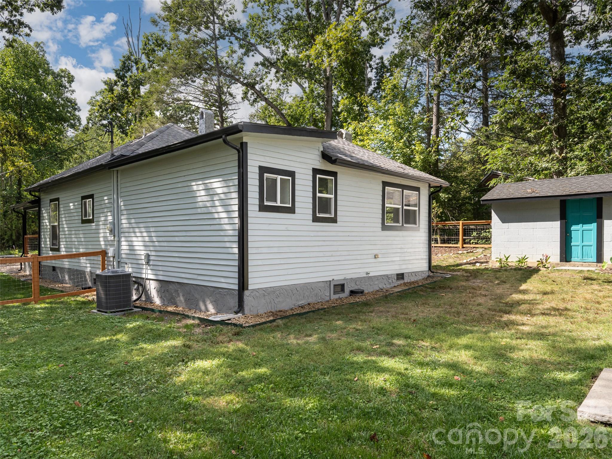 306 Mccoy Cove Road Property Photo 44