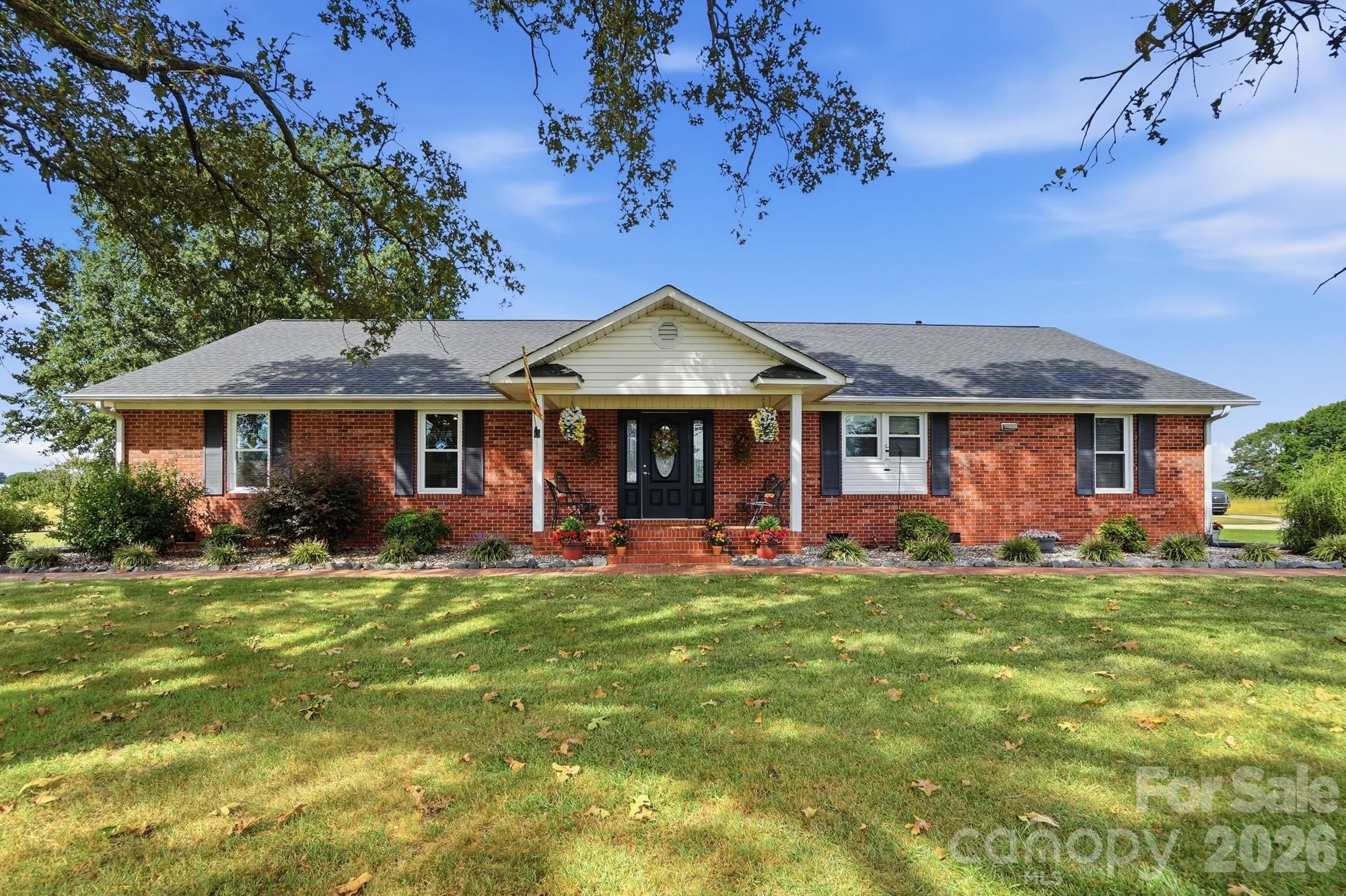 1061 Old Peachland Road Property Photo 1