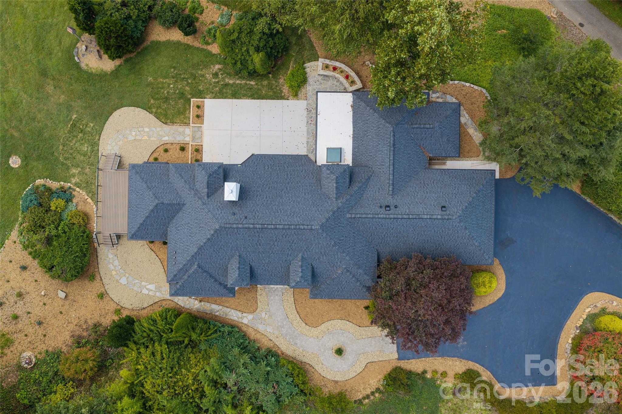 5 Meadow Ridge Drive Property Photo 3