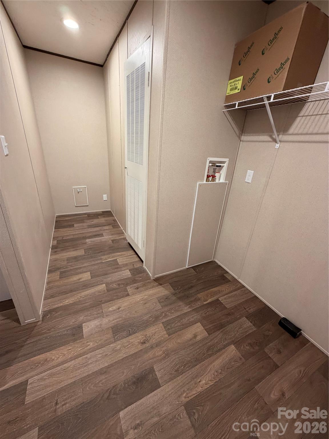 4548 Homestead Drive Property Photo 6