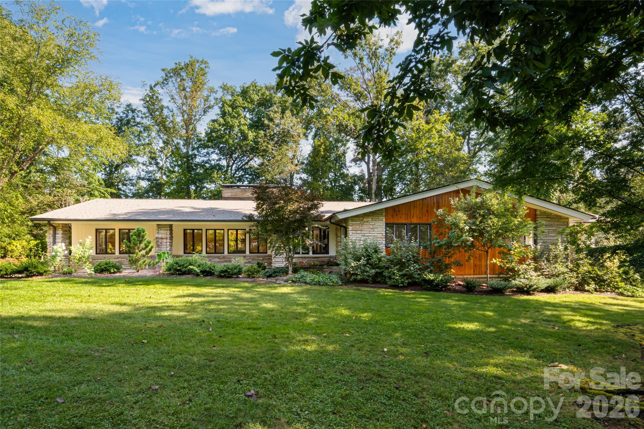 6 Deerfield Road Property Photo 1