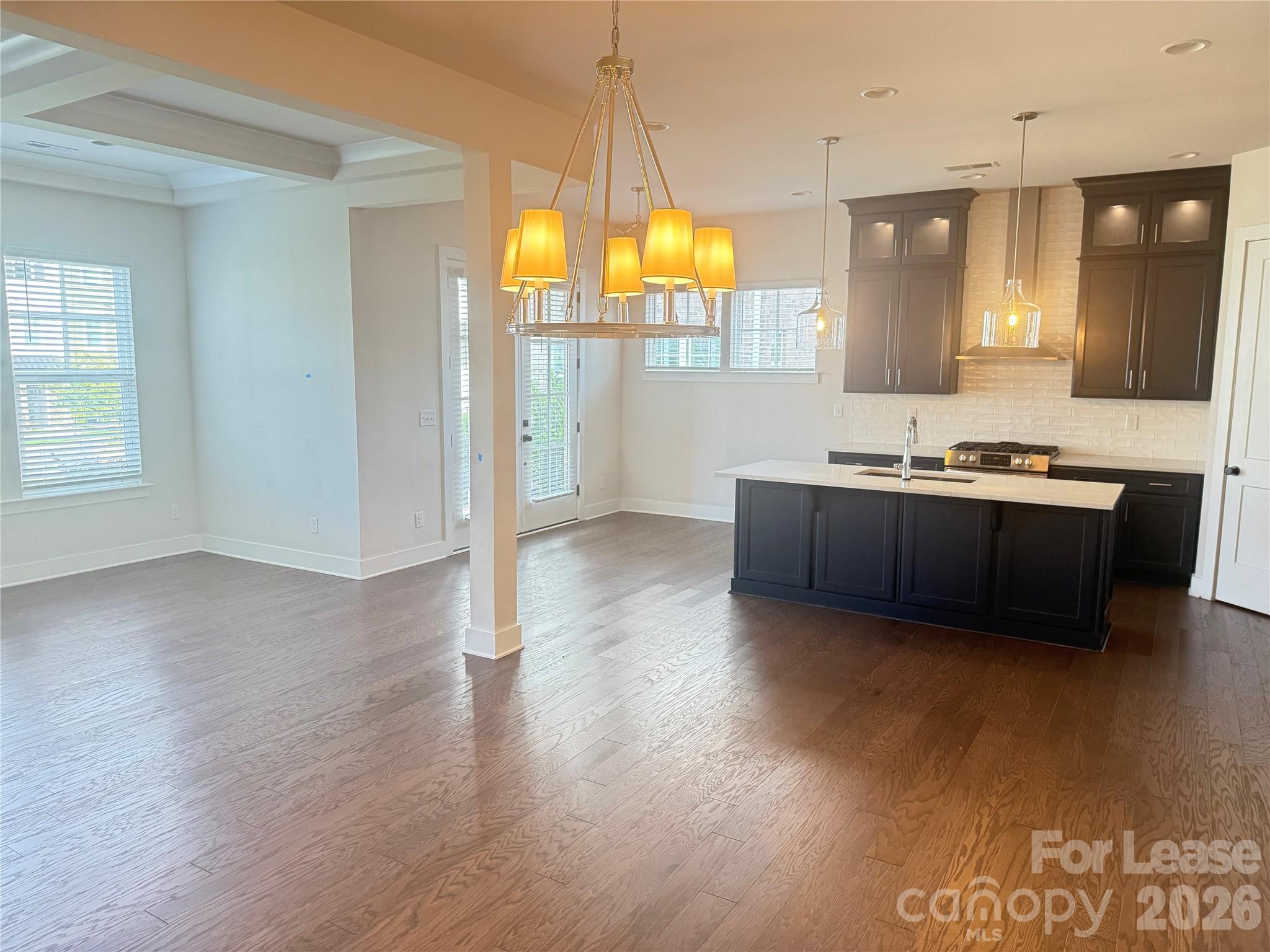 412 Hyco Court Property Photo 4