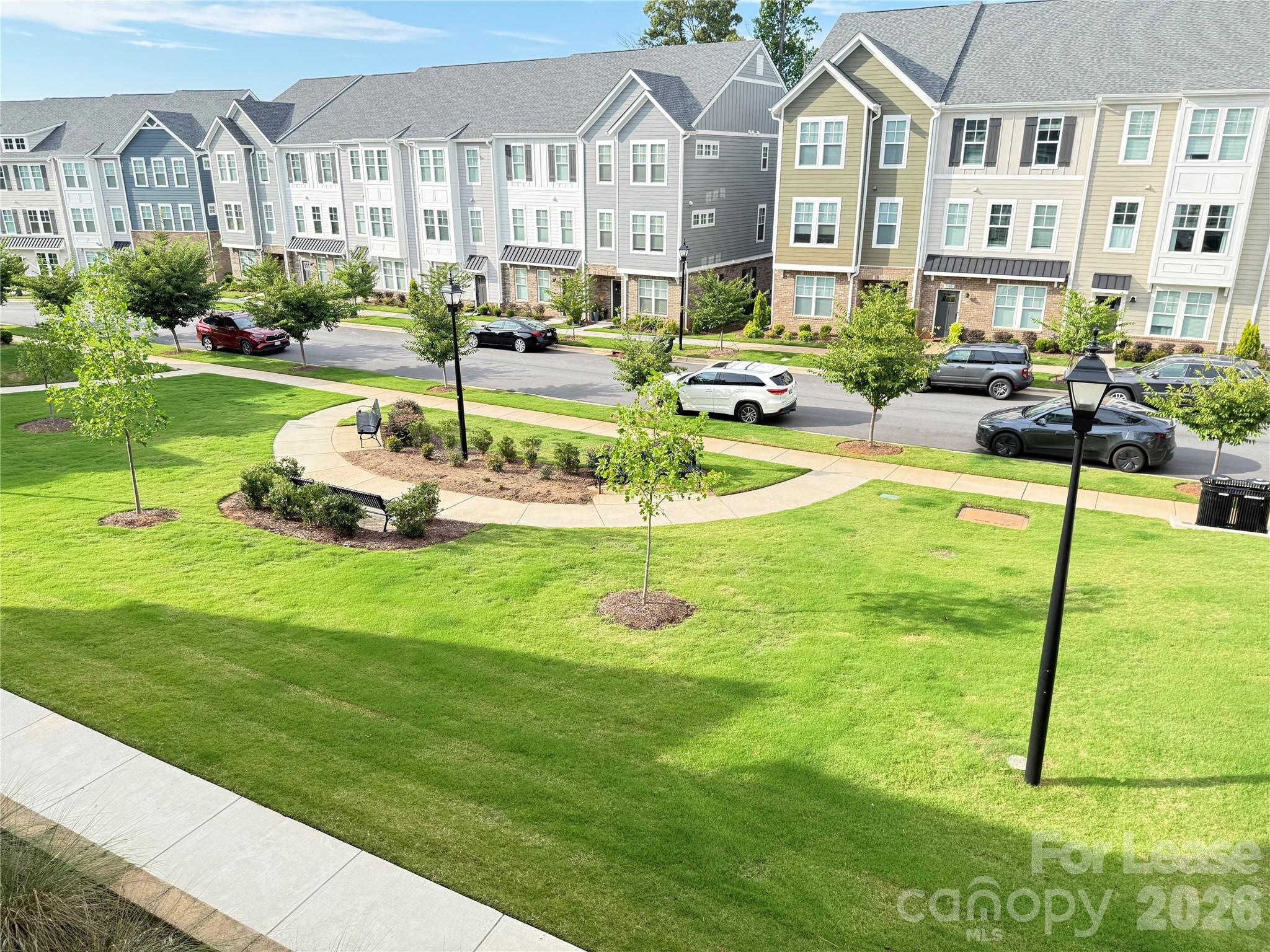 412 Hyco Court Property Photo 11