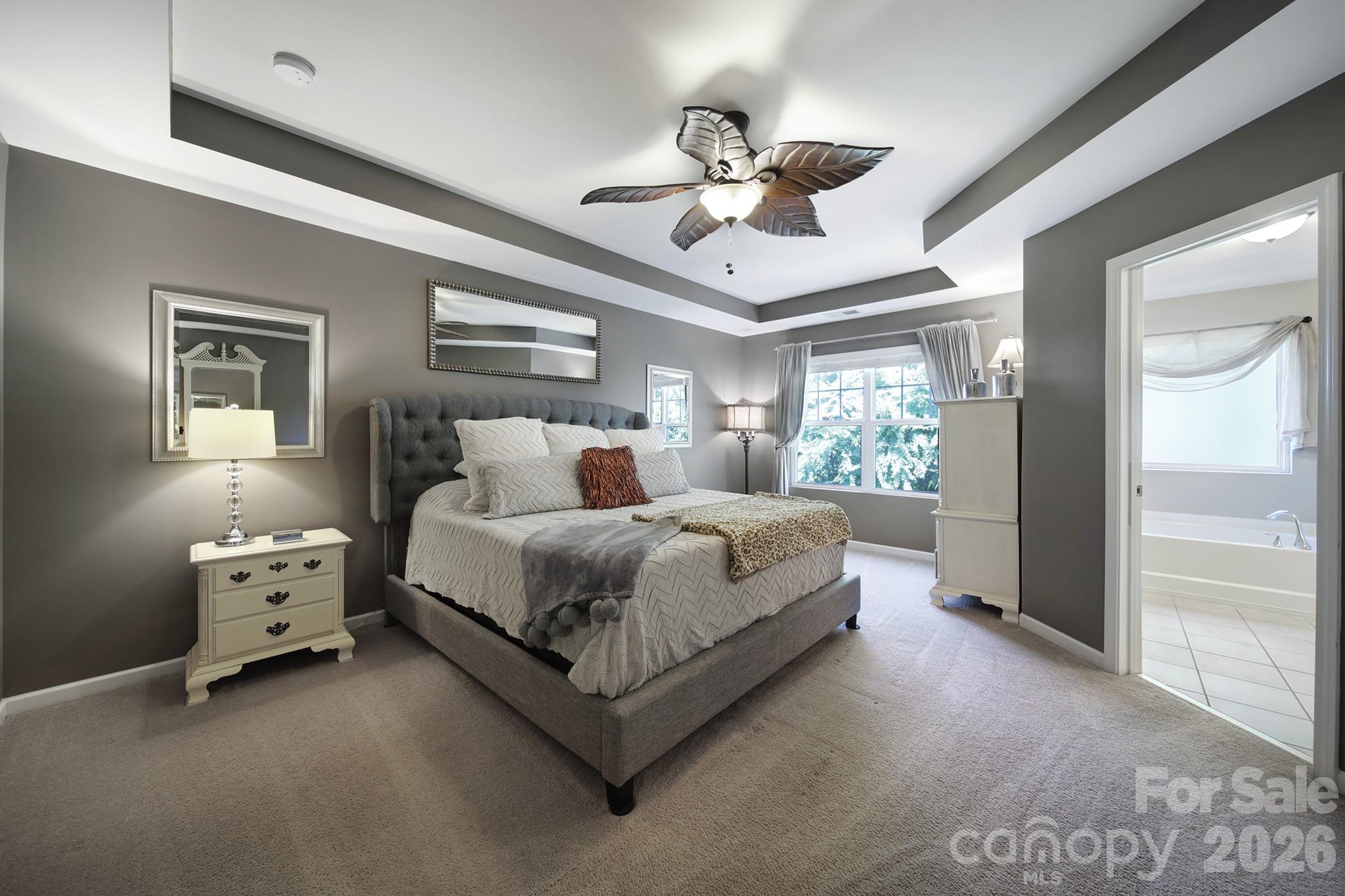 7021 Woodsbay Lane Property Photo 14