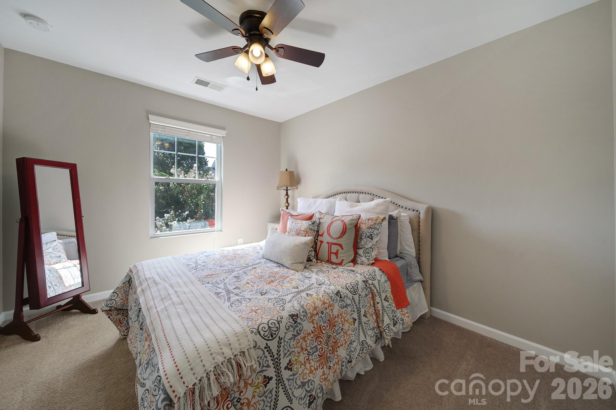 7021 Woodsbay Lane Property Photo 19