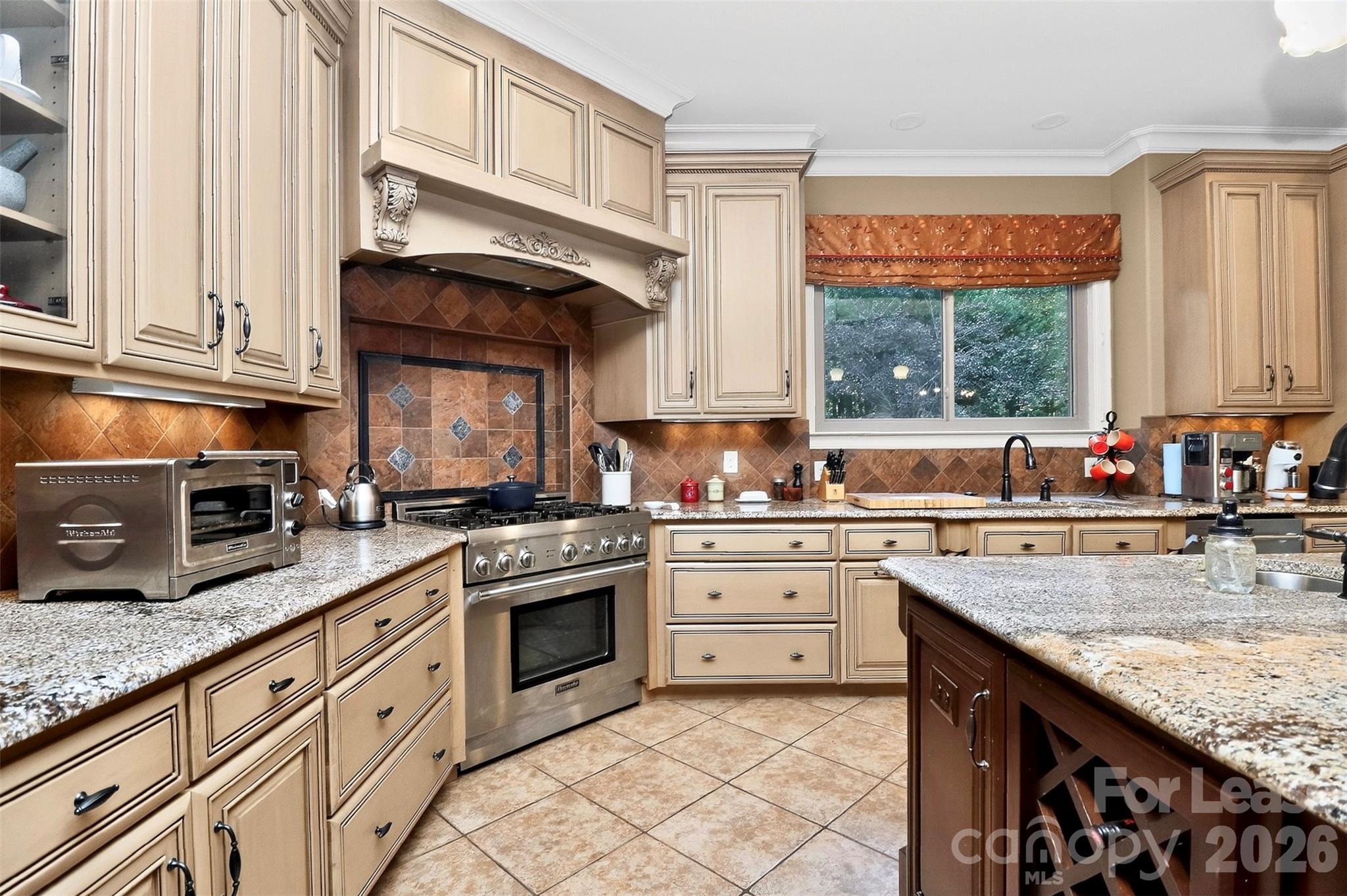 6031 Greystone Drive Property Photo 17