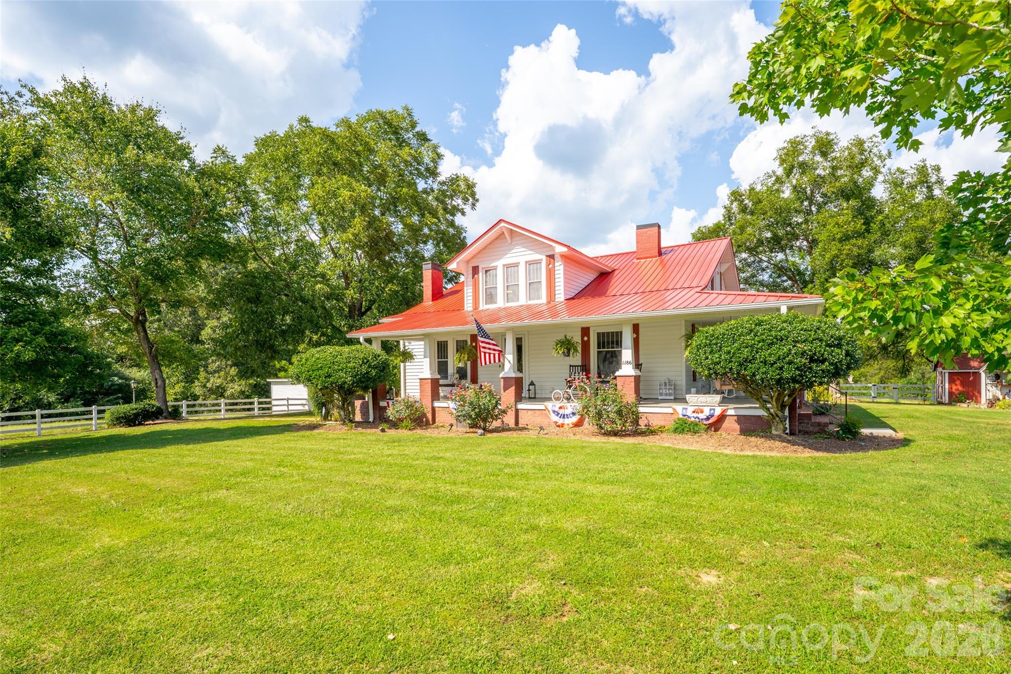 1186 Denton Road Property Photo 1