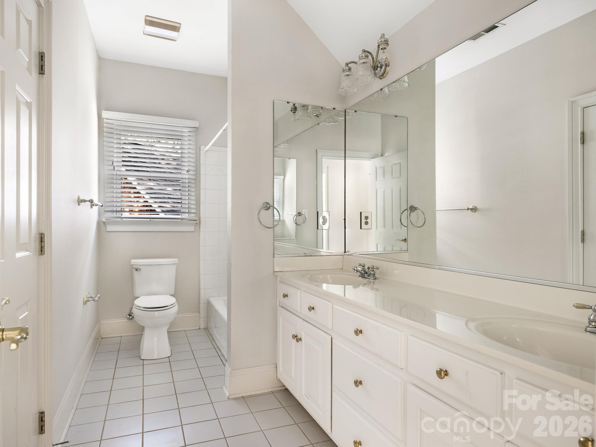 1105 Randolph Oaks Court Property Photo 26