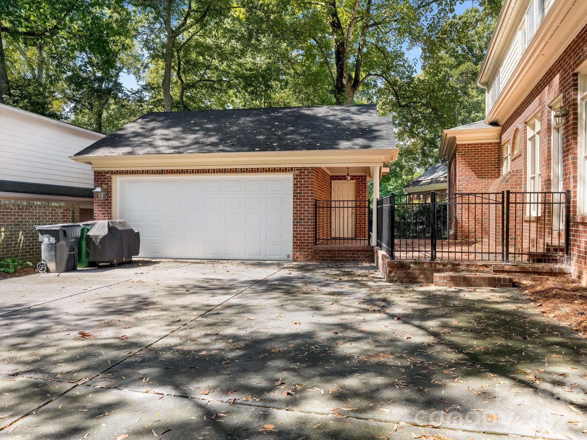 1105 Randolph Oaks Court Property Photo 32