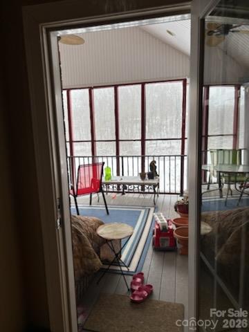 122 Upper Oak Drive Property Photo 6