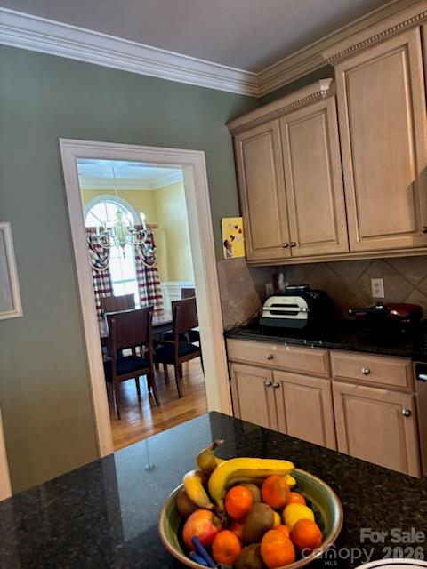 122 Upper Oak Drive Property Photo 7