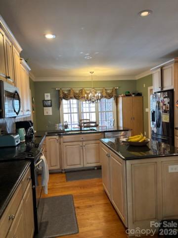 122 Upper Oak Drive Property Photo 10