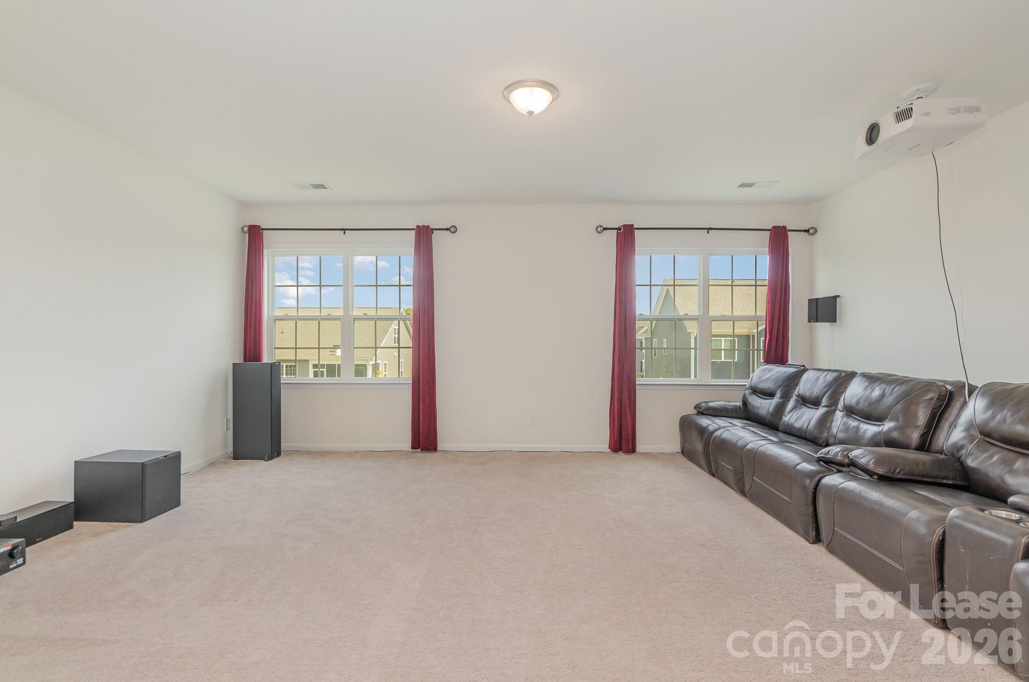 4423896 Property Photo 21