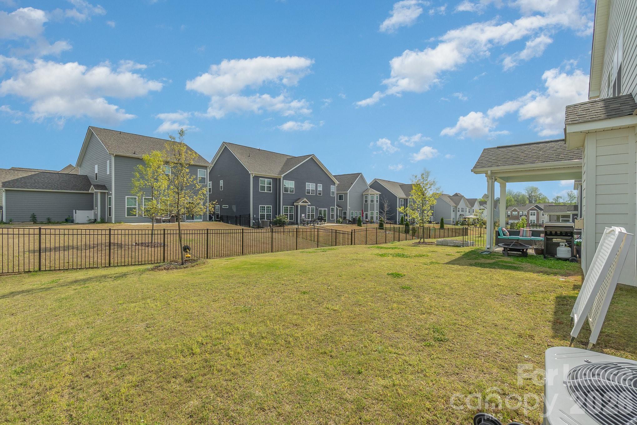 4423896 Property Photo 34