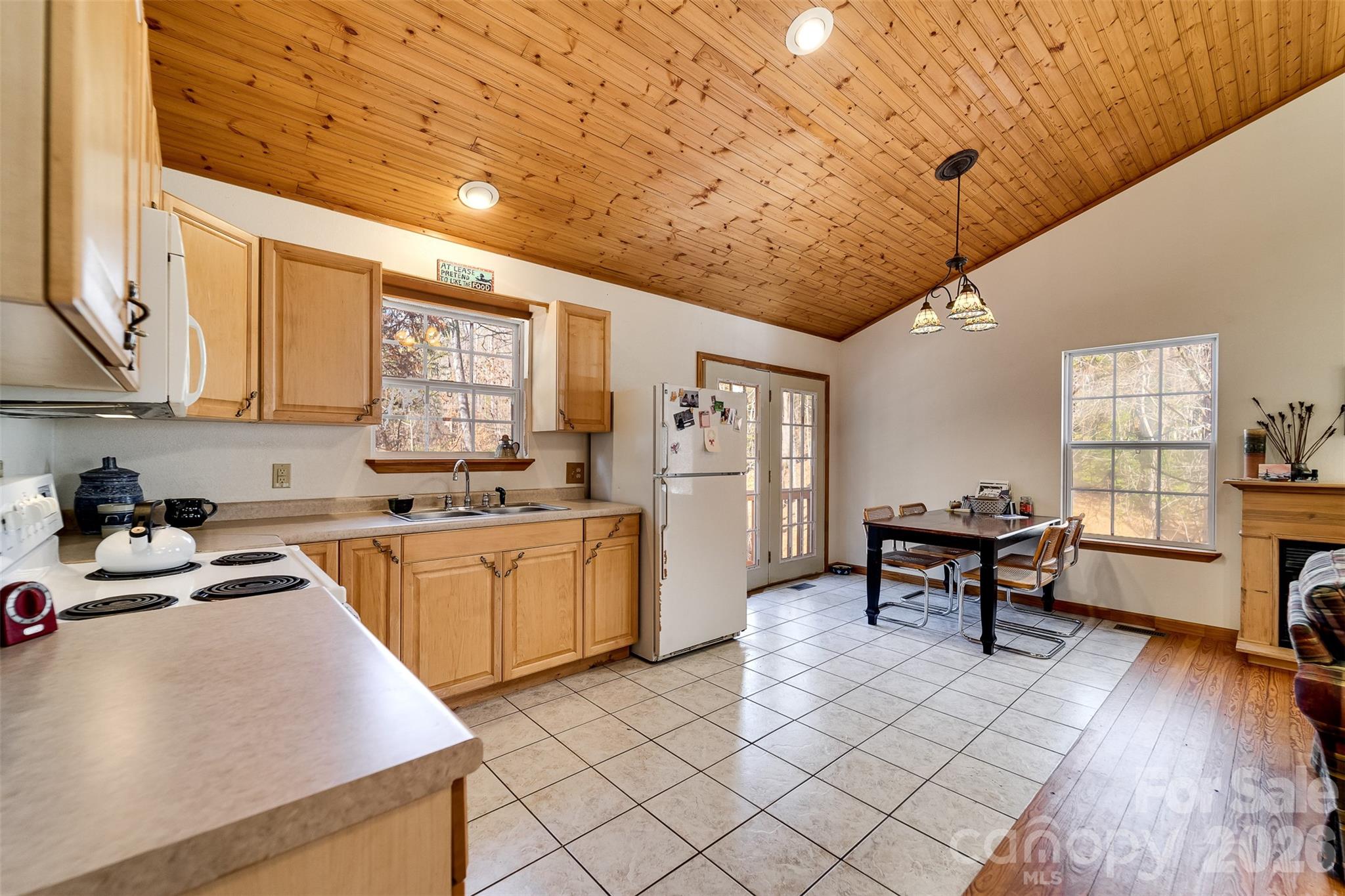33 E H Bailey Road Property Photo 13