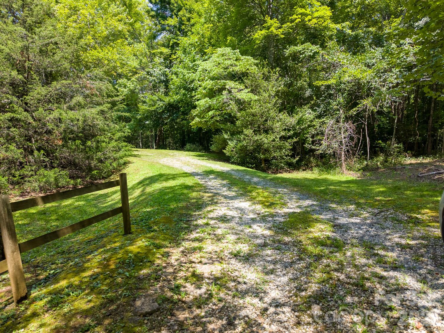 33 E H Bailey Road Property Photo 40