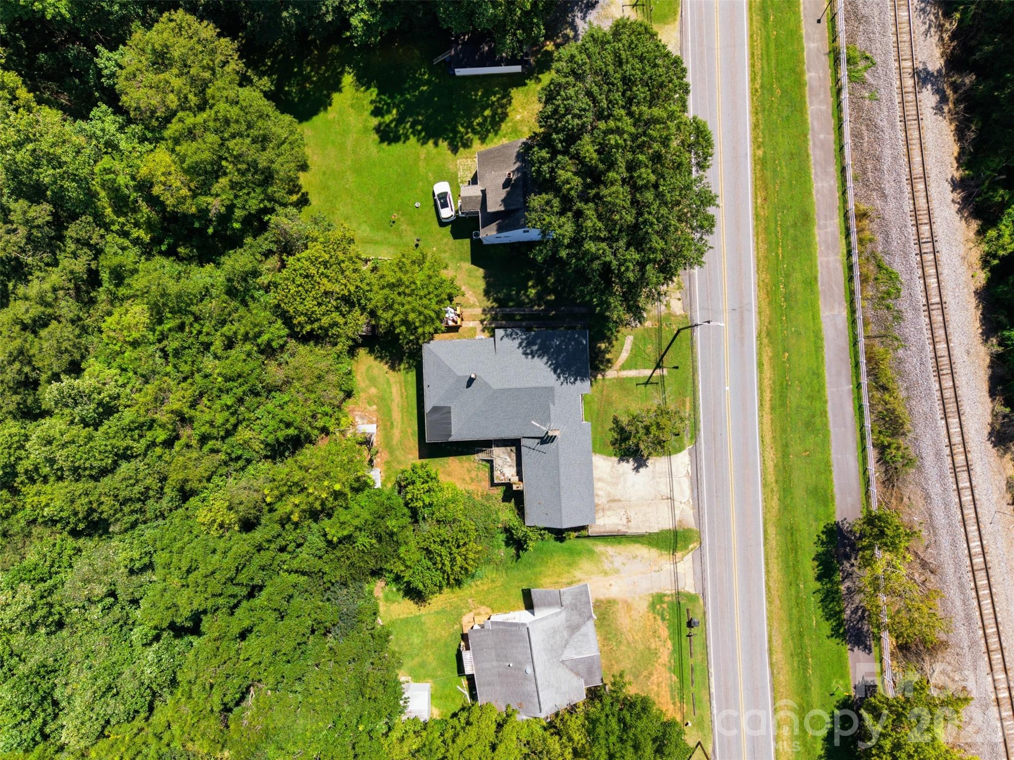 512 1st Street Property Photo 30