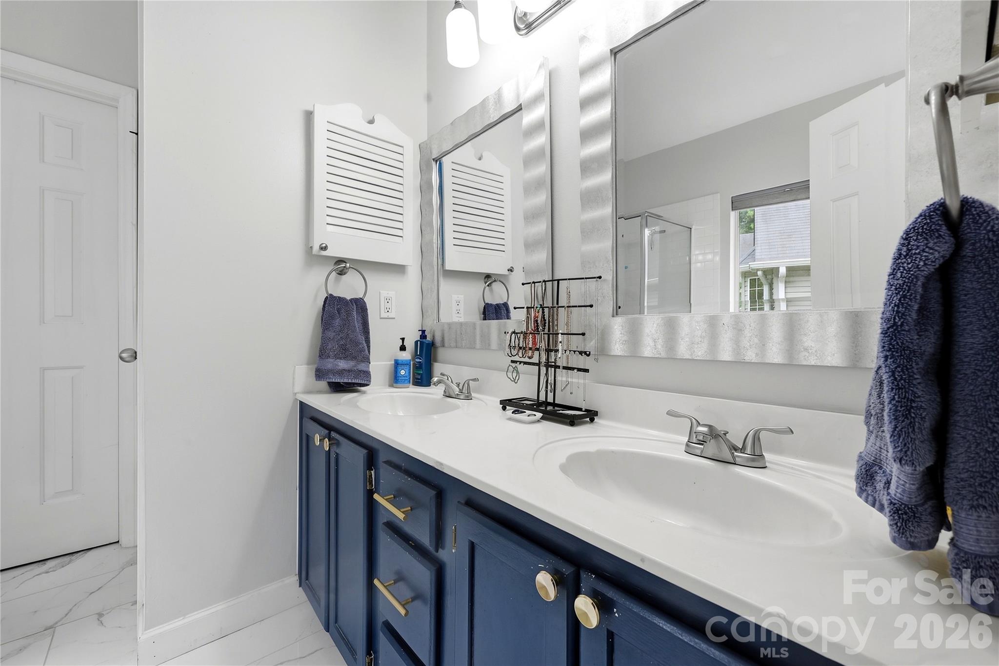9123 Windknob Court Property Photo 16