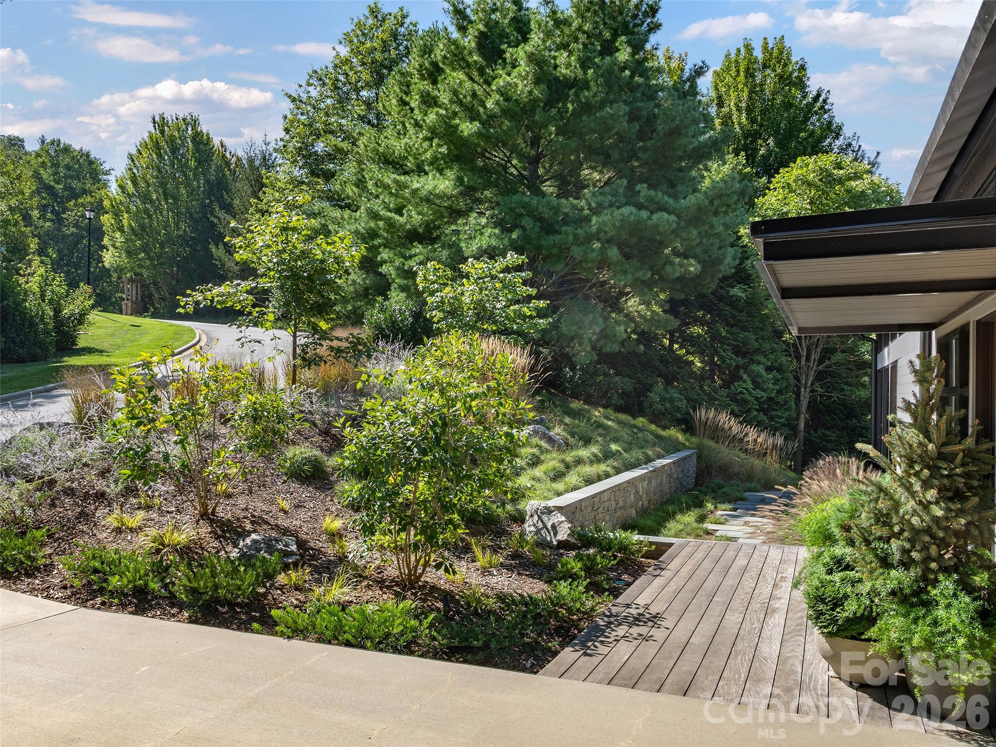 6 Waterside Drive Property Photo 2