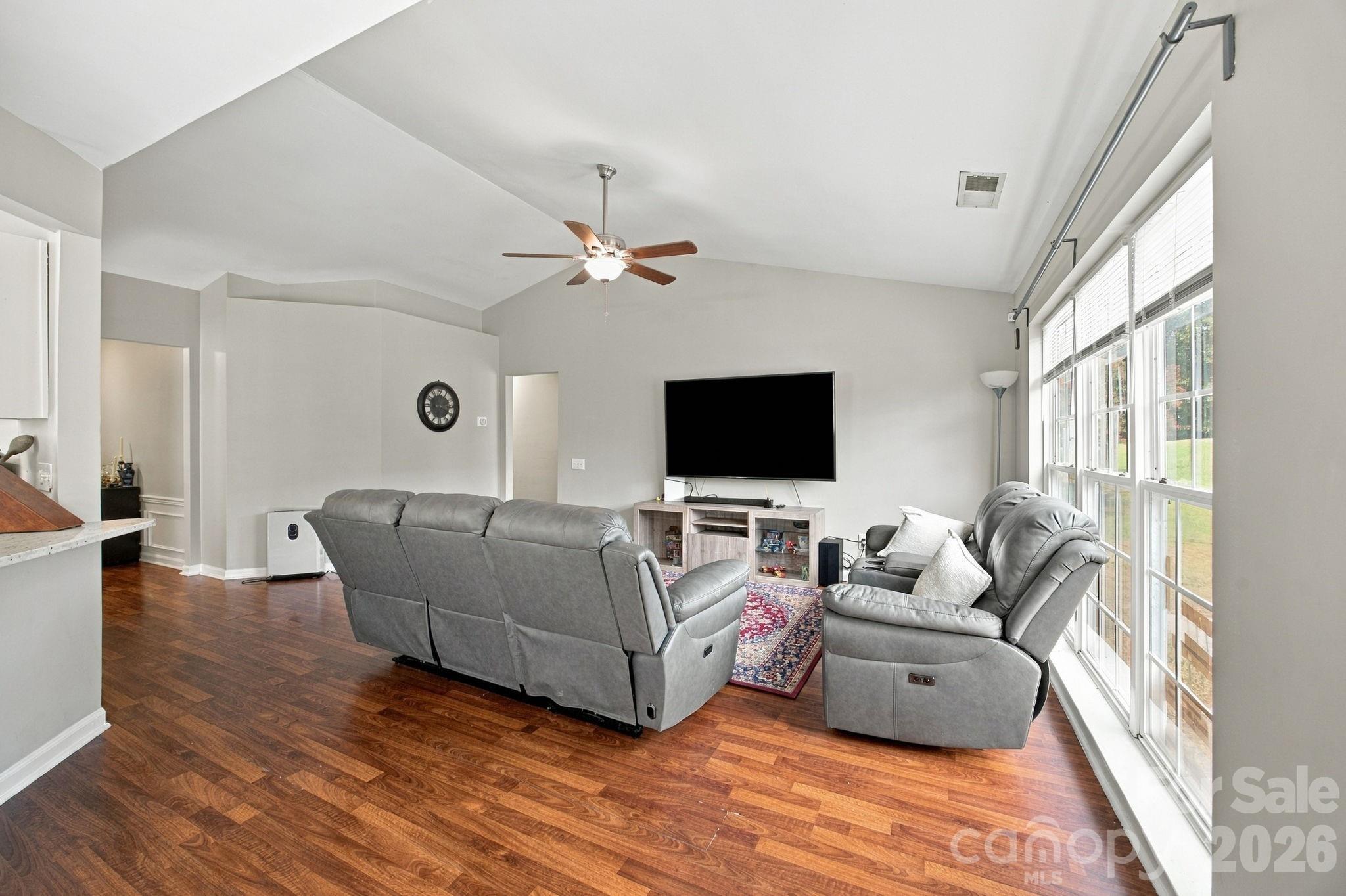 7422 Stone Mountain Court Property Photo 8