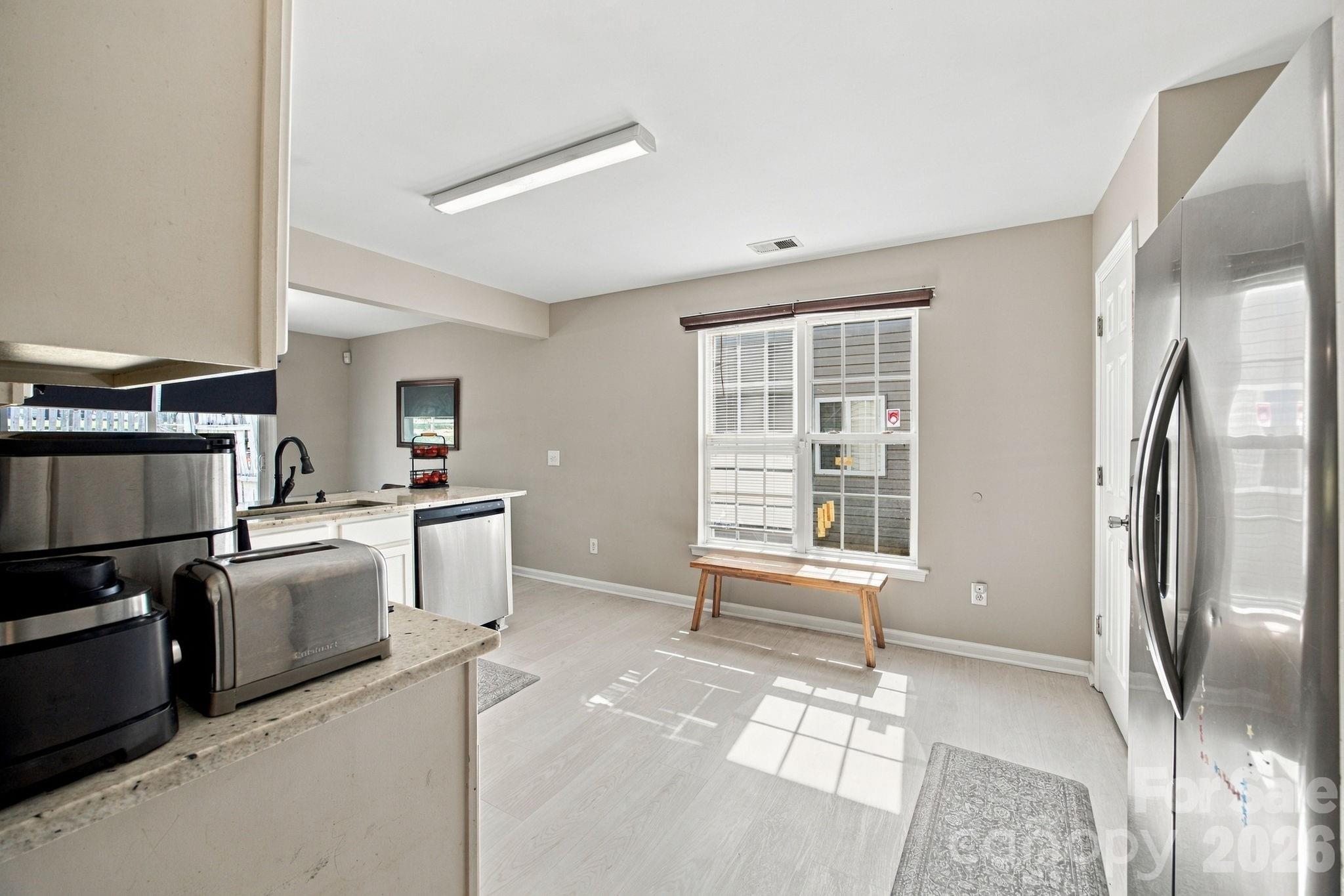 7422 Stone Mountain Court Property Photo 12
