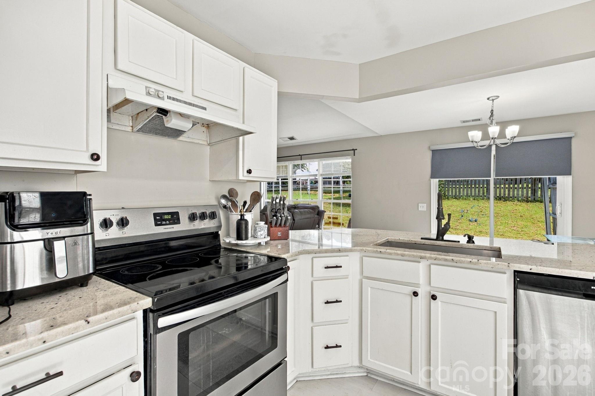 7422 Stone Mountain Court Property Photo 15