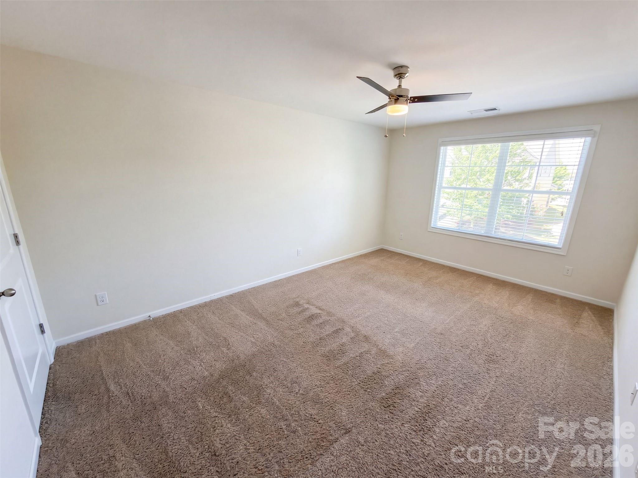 5015 Sea Cliff Lane Property Photo 10