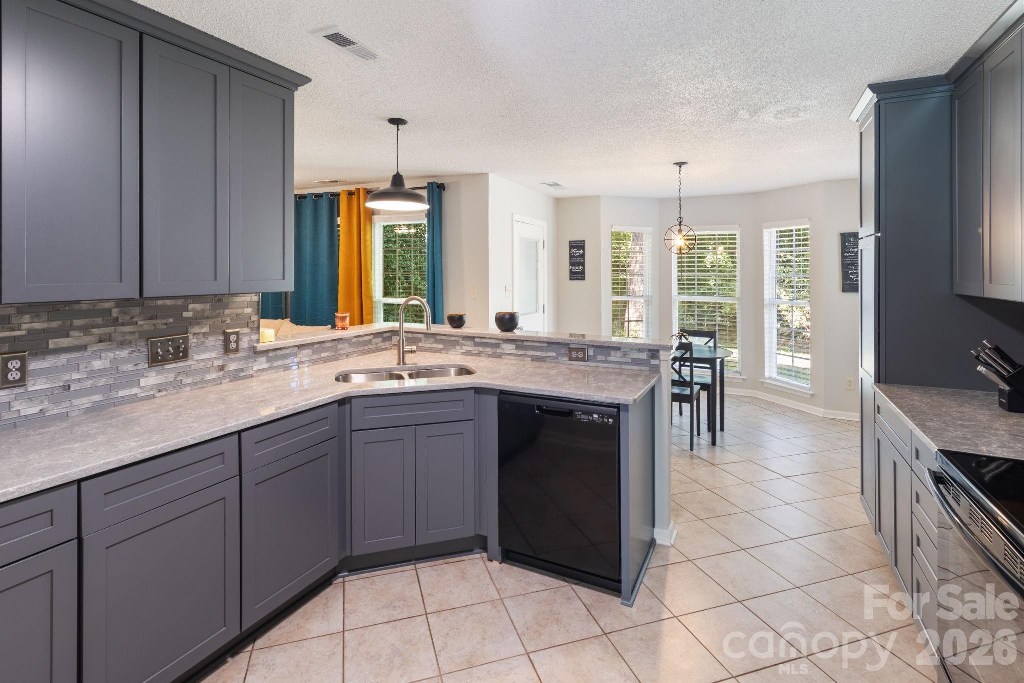 13910 Hatton Cross Drive Property Photo 16