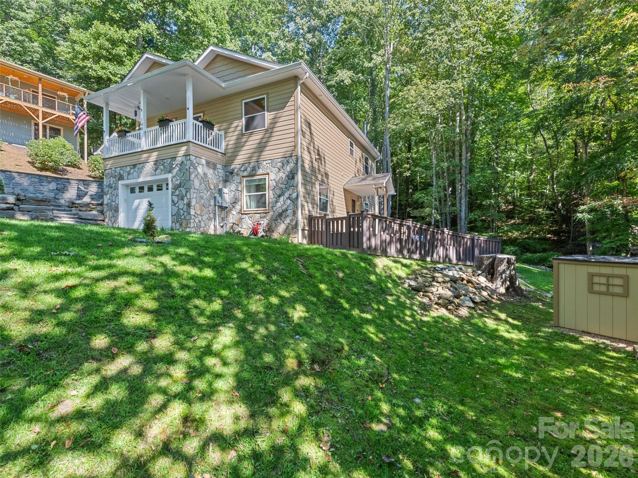 100 Loafer Lane Property Photo 3