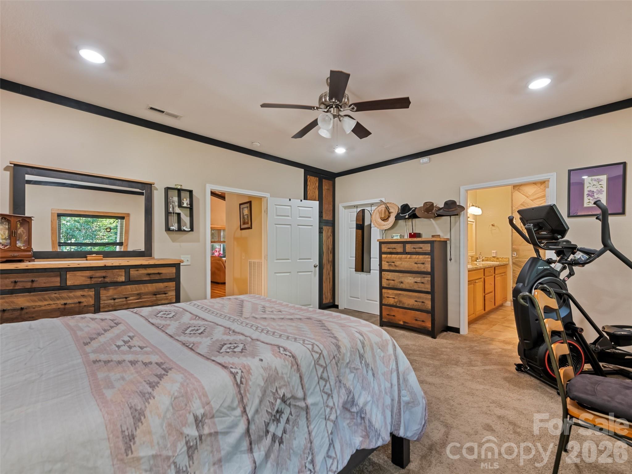 100 Loafer Lane Property Photo 29