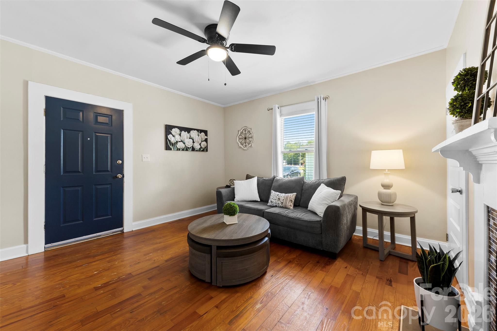 1525 Perfection Avenue Property Photo 4