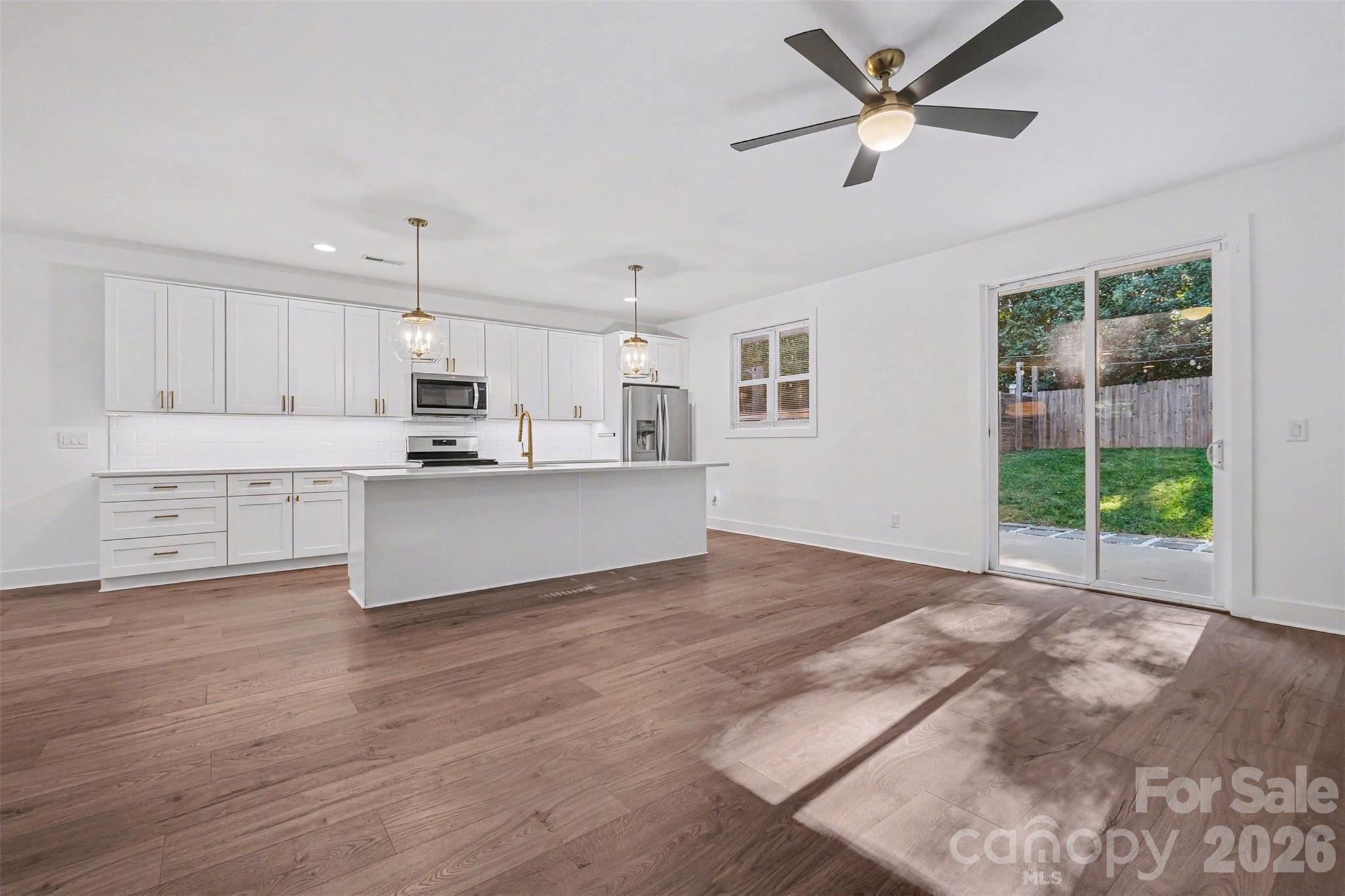 1836 Academy Street Property Photo 17