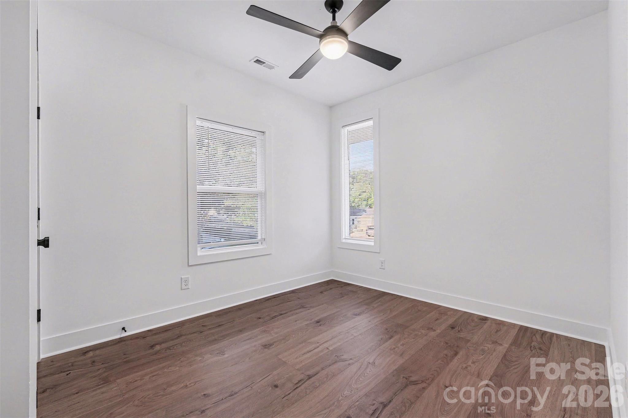 1836 Academy Street Property Photo 22
