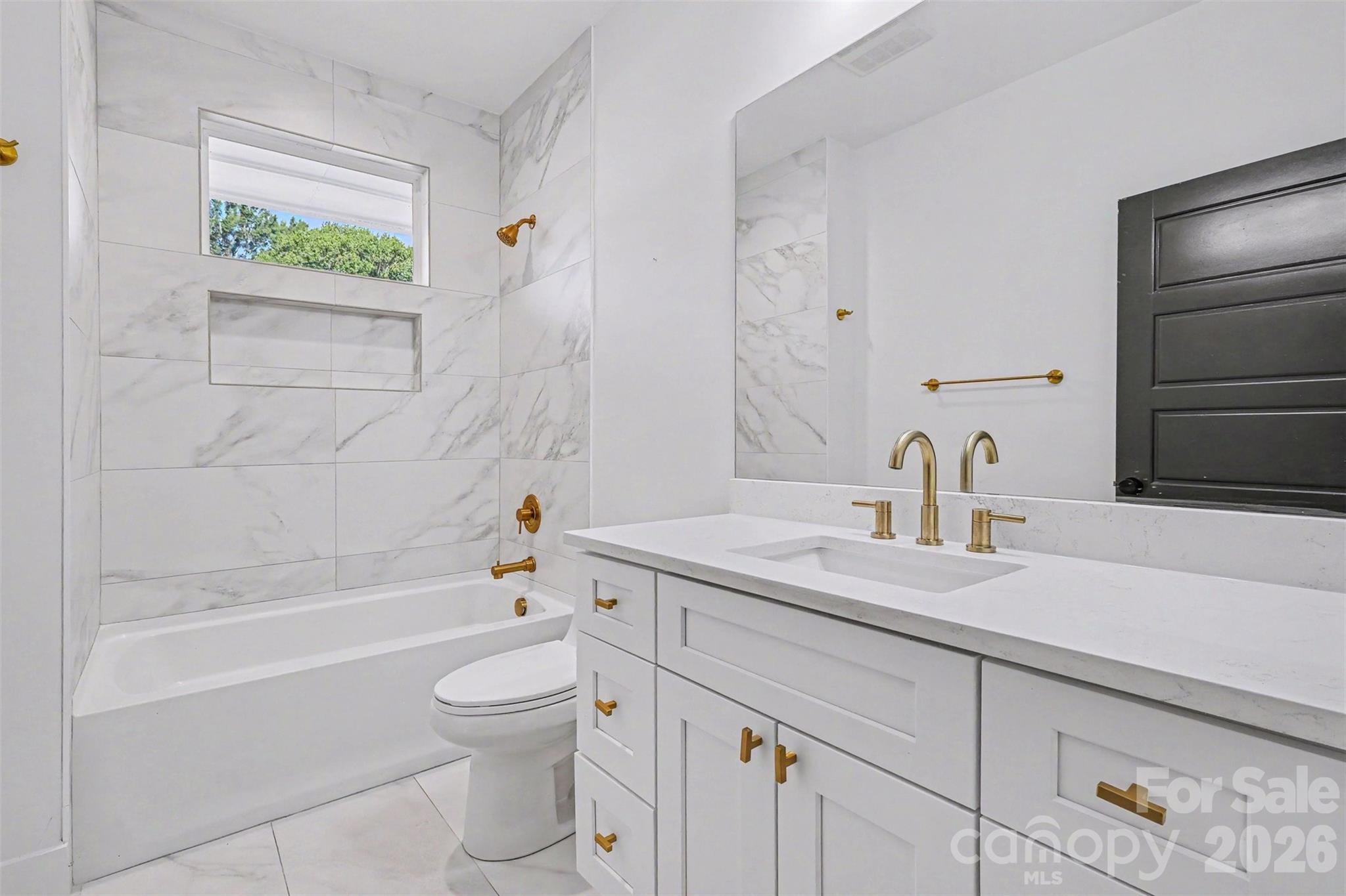 1836 Academy Street Property Photo 26