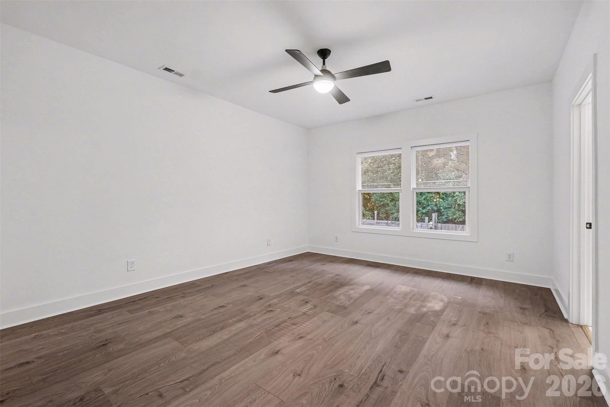1836 Academy Street Property Photo 28
