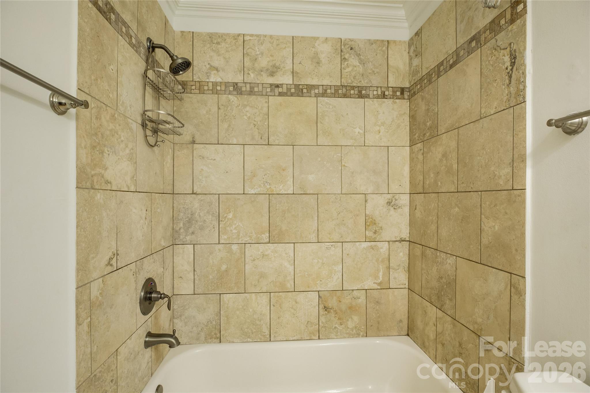448 N Summit Avenue Property Photo 19