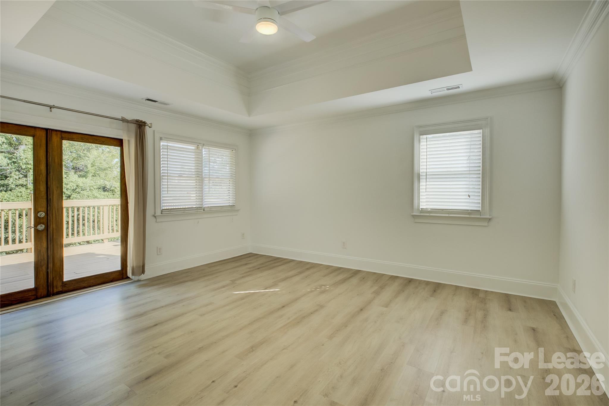 448 N Summit Avenue Property Photo 30