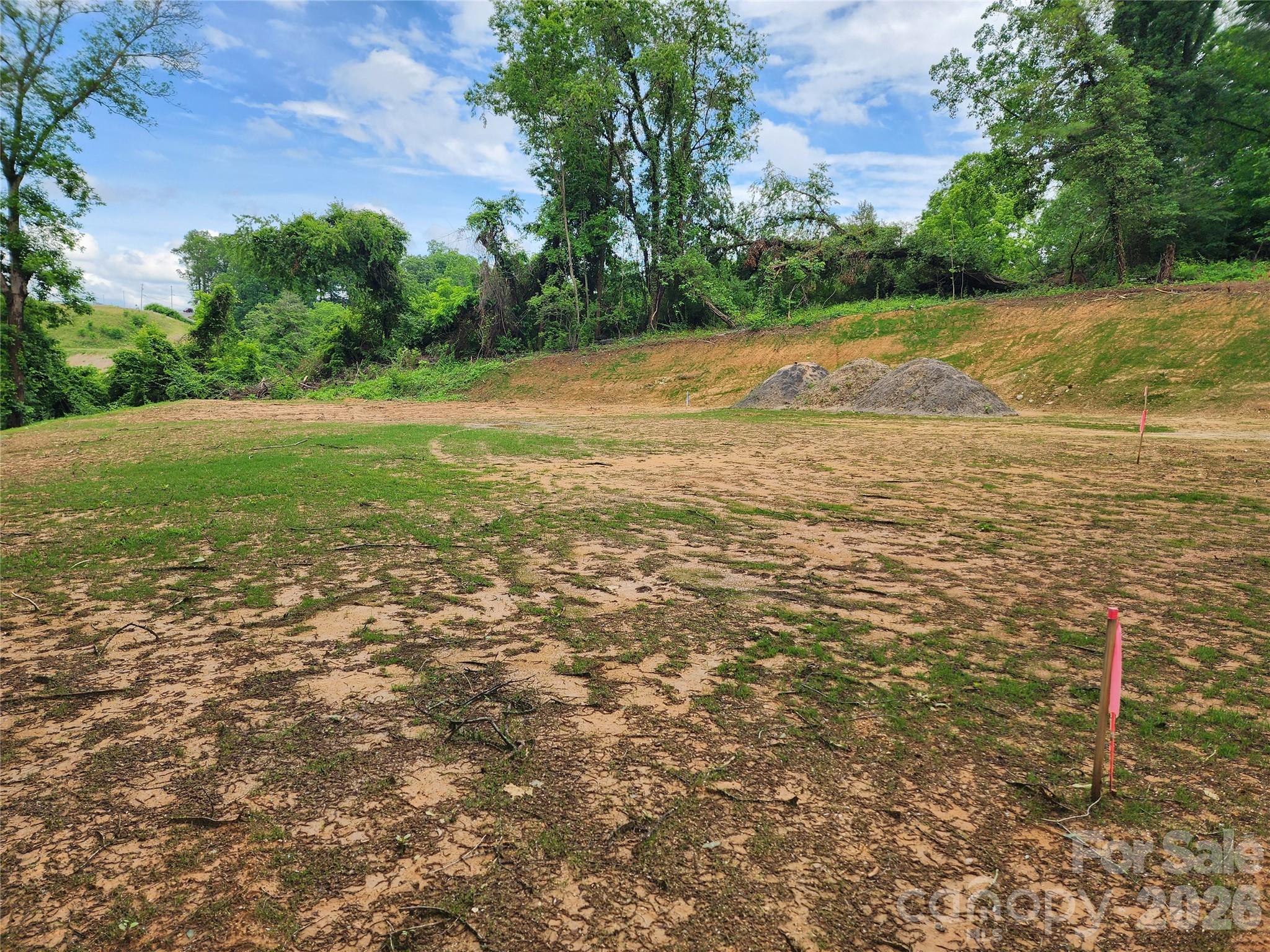 68 S Bear Creek Road Property Photo 4