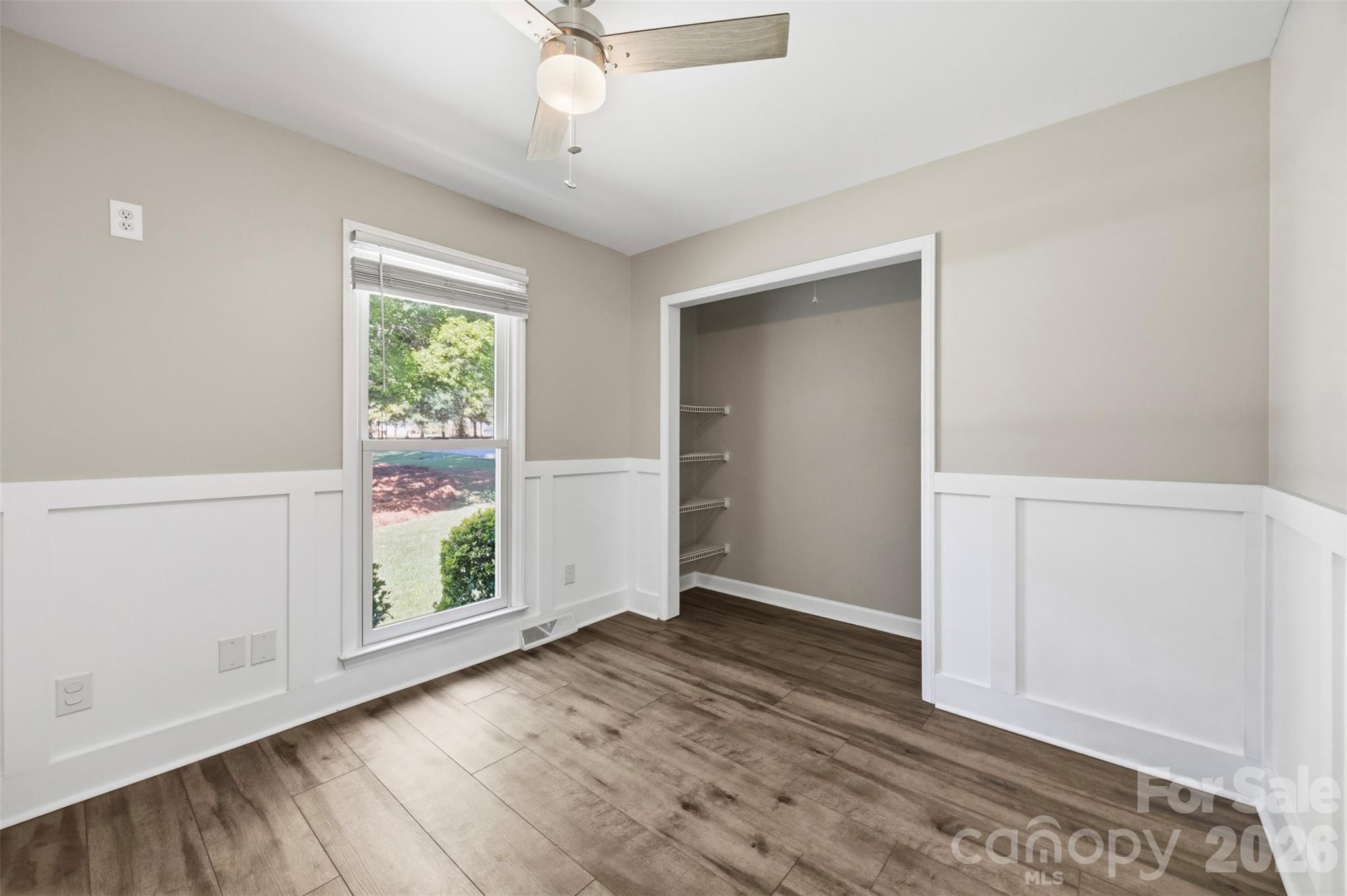 4376 Gentry Lane Property Photo 11