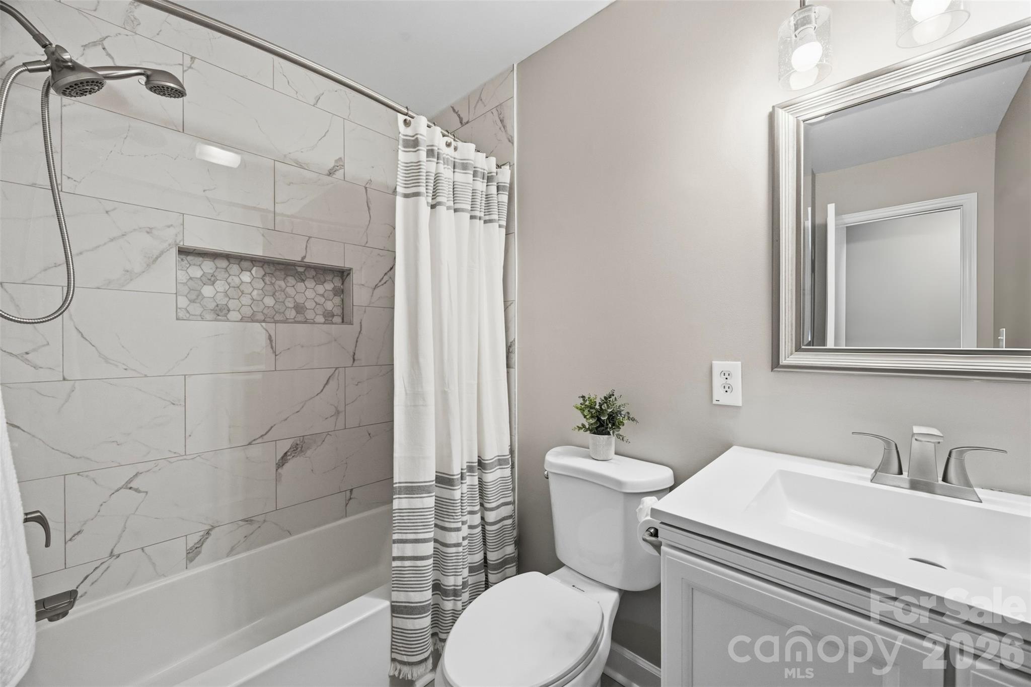 4376 Gentry Lane Property Photo 15