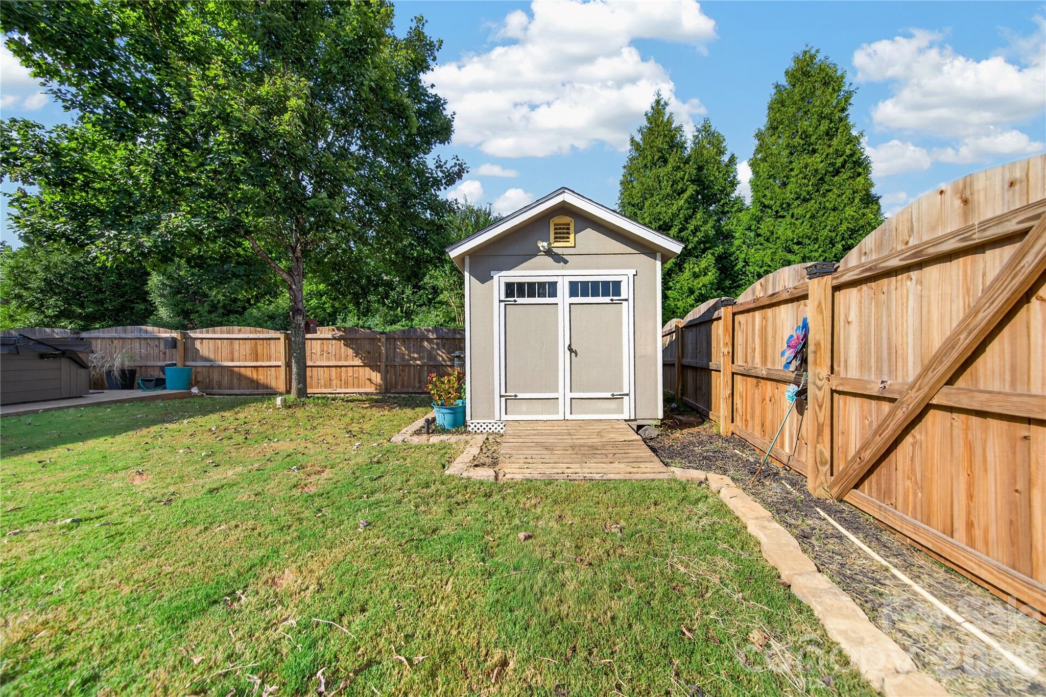 507 Fair Oaks Drive Property Photo 40