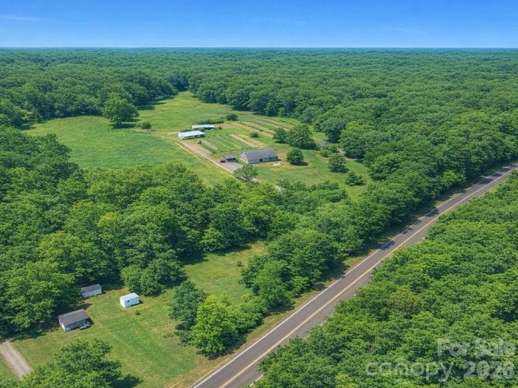 856 Williams Road Property Photo 4