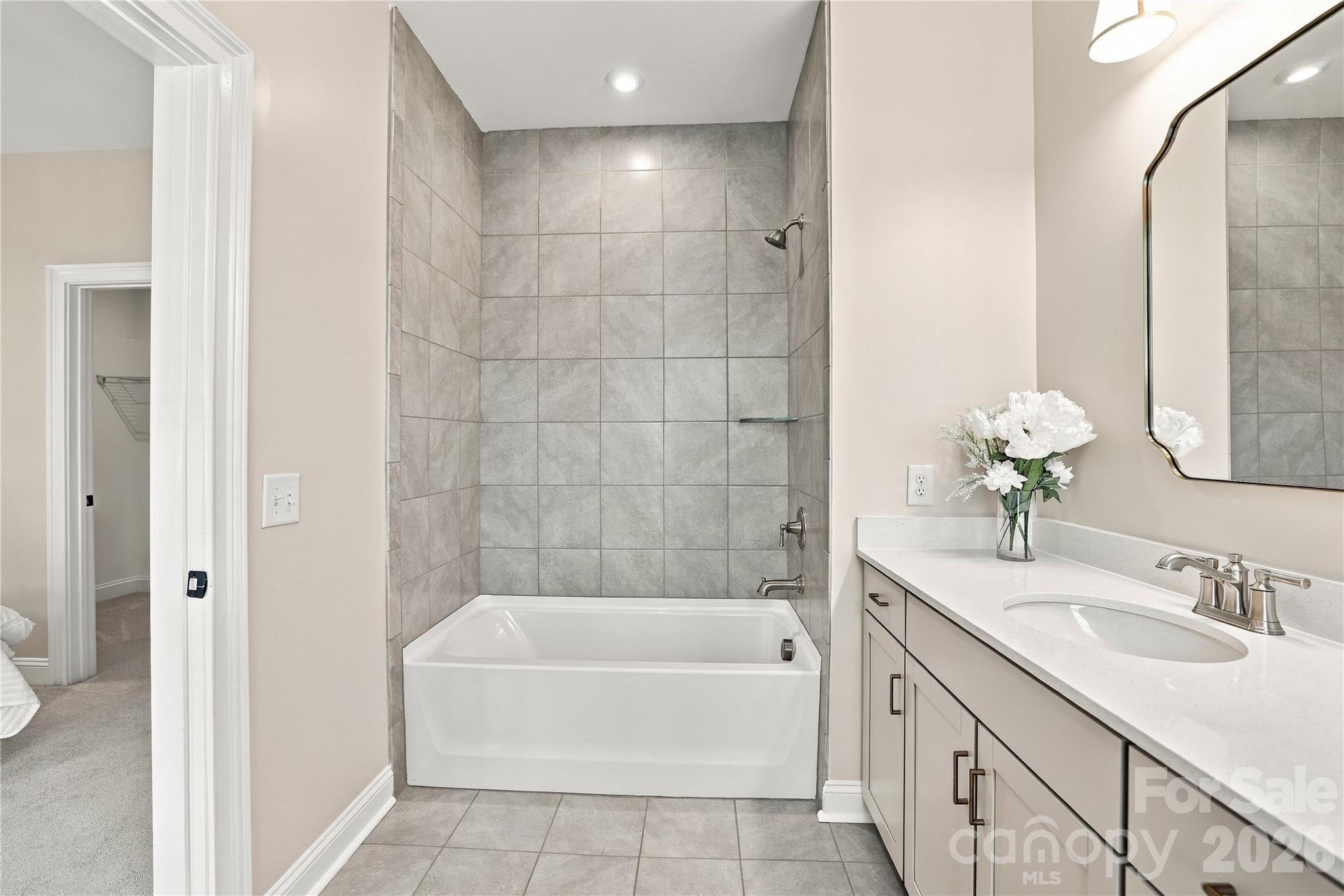 5026 Harrowsmith Lane Property Photo 25