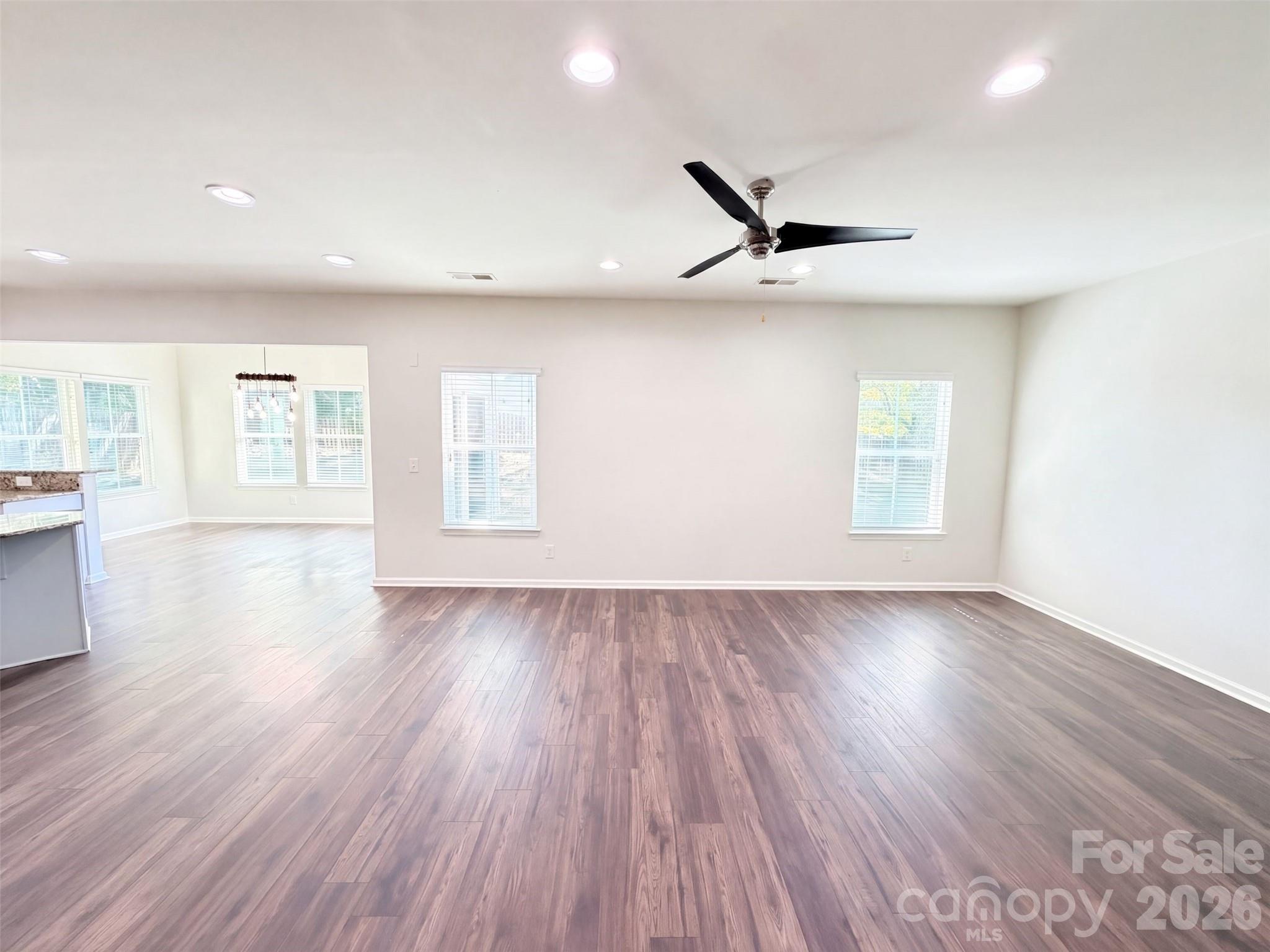 4157 Oconnell Street Property Photo 3