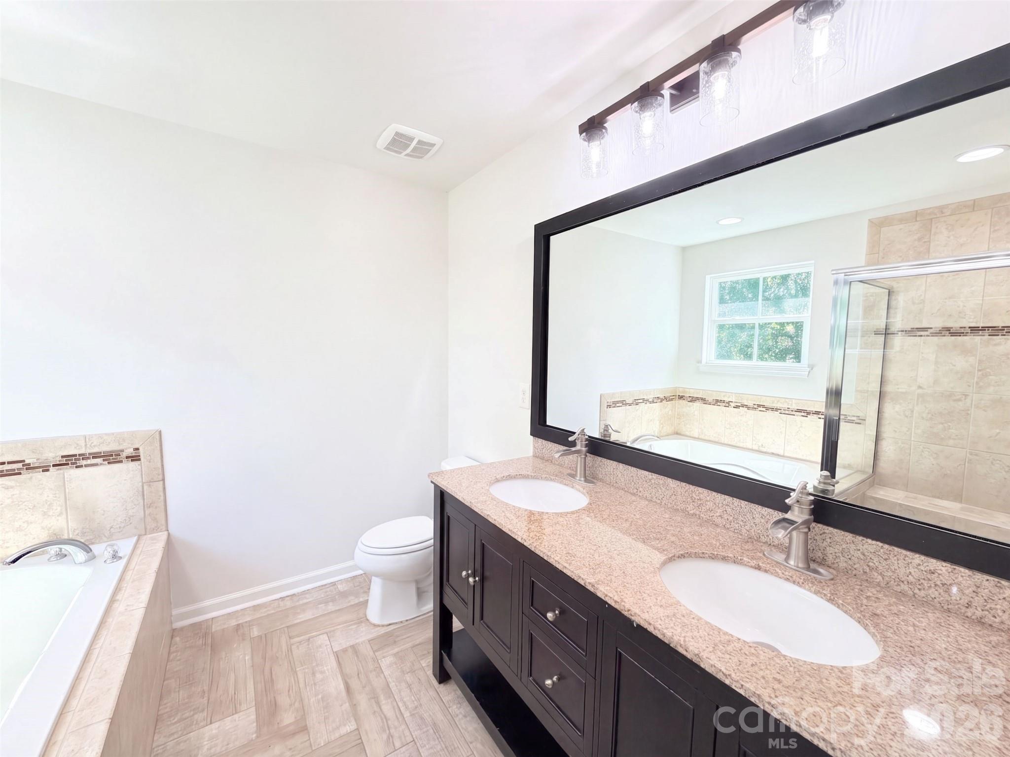 4157 Oconnell Street Property Photo 6