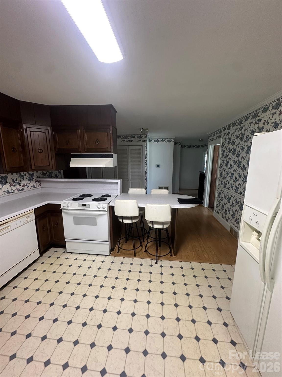 74 Fleetwood Drive Property Photo 5