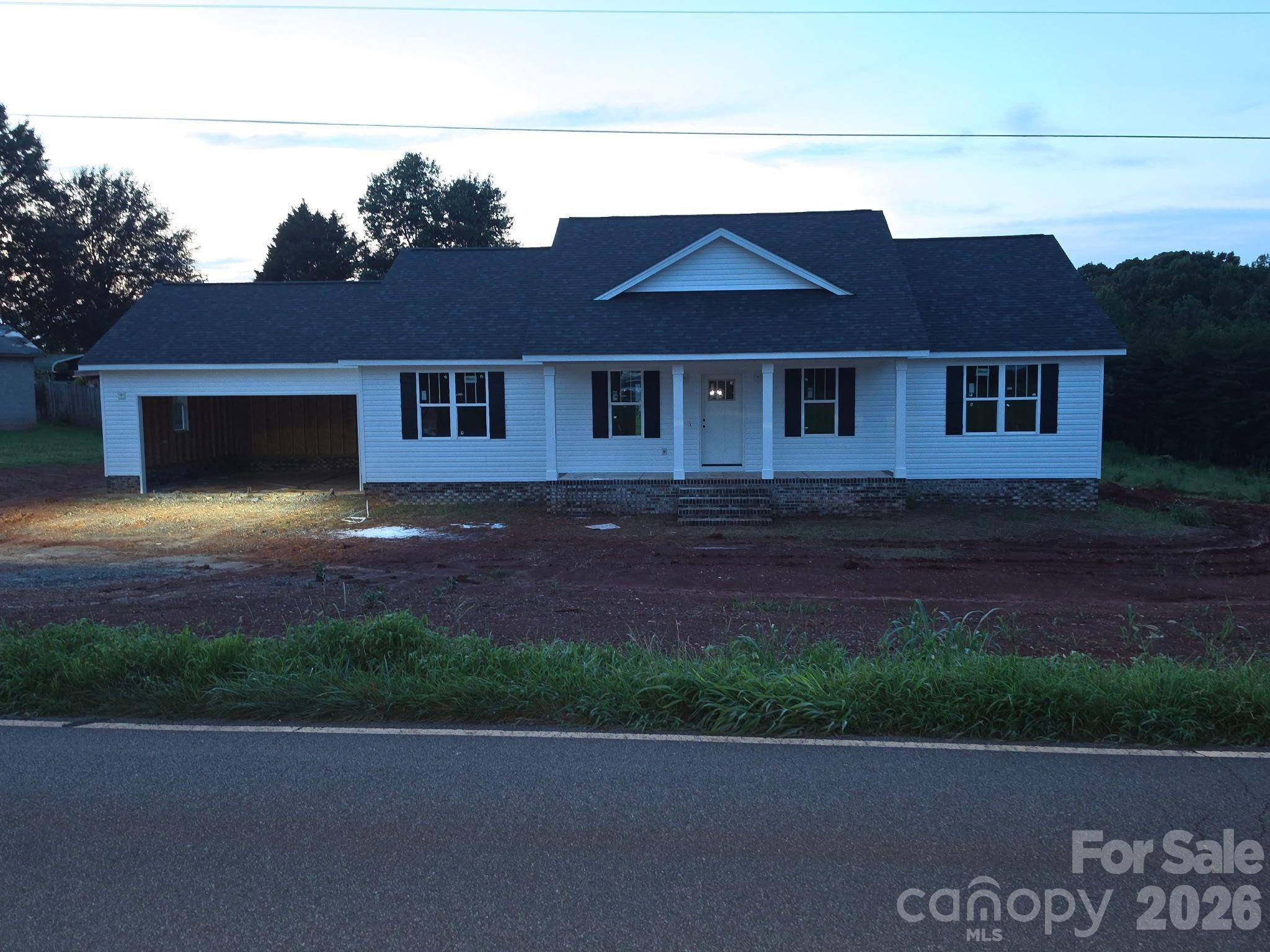 5949 River Bend Road Property Photo 1